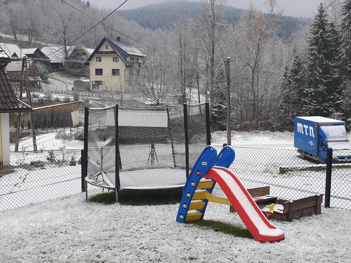 Noclegi W Gorcach Ponice Buitenkant foto